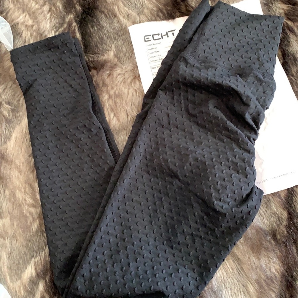 ECHT scrunch leggings never used.